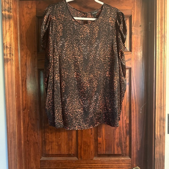 Torrid Black and Brown Long Sleeve Boxy Blouse Size 1 - Picture 1 of 4